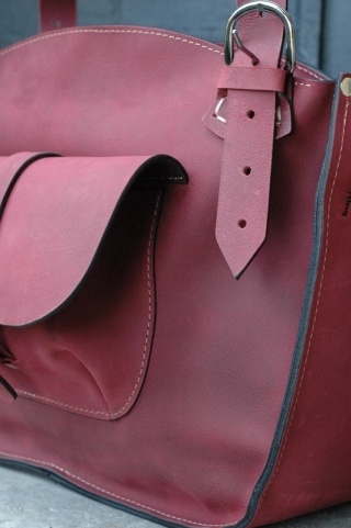 Torba Kuferek skórzany z kopertówką, kolor malinowy
