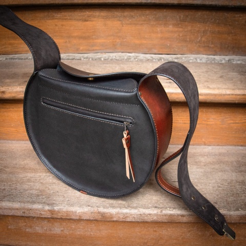 Handmade leathe purse Inez