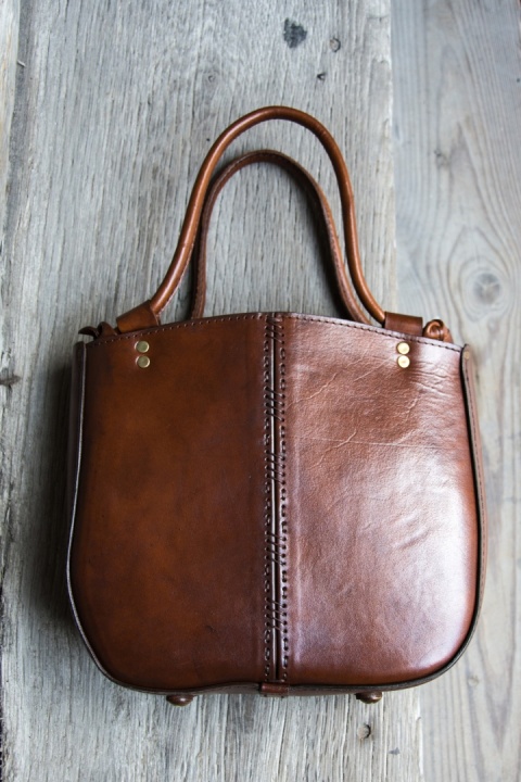 Elaine Bag – Genuine Leather, Hand-Dyed and Crafted with Unique Details
