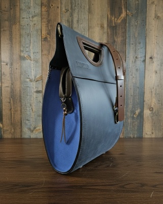 Handmade leather bag The Tear navy blue