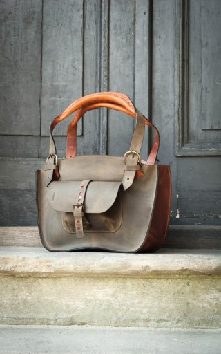 Leather trunk bag - khaki and ginger
