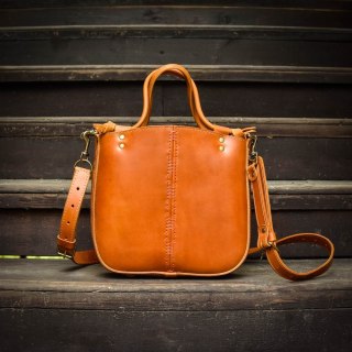 Elaine leather handbag minimalist camel color
