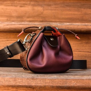 Piękna mała torebka MILI