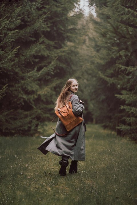 Unikalny plecak- torebka ręcznie wykonany przez Ladybuq Art Studio torba z naturalnej skóry Unikalny plecak- torebka ręcznie wykonany przez Ladybuq Art Studio torba z naturalnej skóry