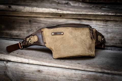 Nerka ręcznie wykonana z naturalnej skóry w kolorach Khaki i Brąz Nerka ręcznie wykonana z naturalnej skóry w kolorach Khaki i Brąz