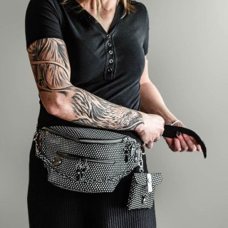 Wygodna skórzana nerka z kieszonkami od Ladybuq Art