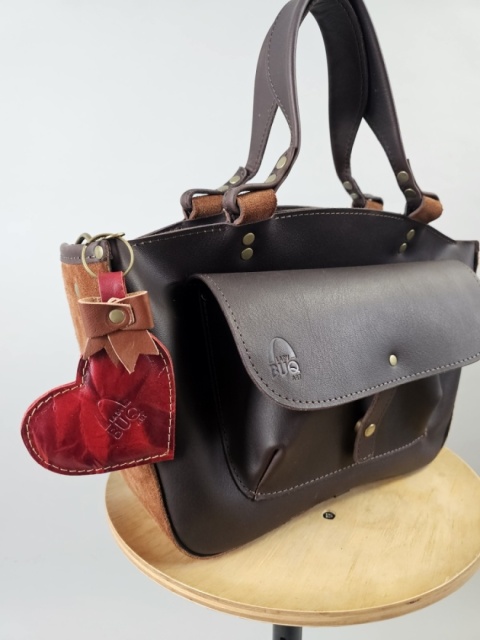 Brelok- serce skórzane z kokardą