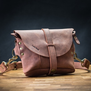 Nerka / listonoszka / torebka na ramię skórzana w wielu kolorach