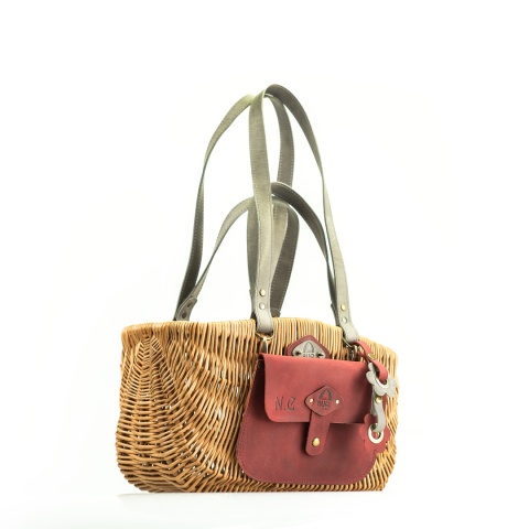 Kosz wiklinowy z saszetką i klapką