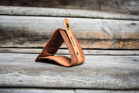 Skórzane etui na karty personalizacją