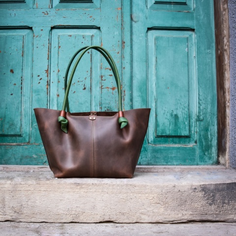 Torebka typu shopper Sara w kolorze brązowym