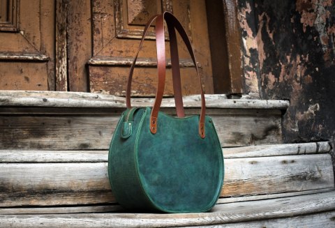 Leather bag Basia color green