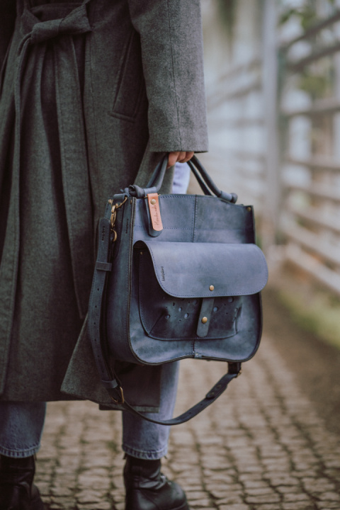 Leather bag Elaine color navy blue Leather bag Elaine color navy blue